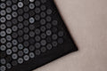 Tapete de acupresión negro Tibia con almohada cervical, kit de relajación para espalda y cuello